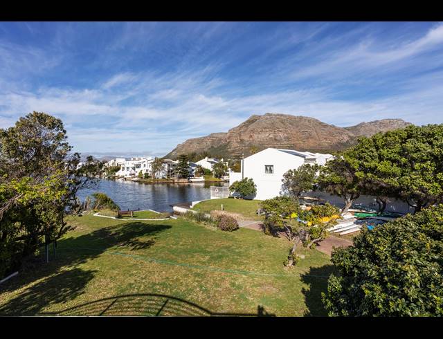 3 BEDROOM APARTMENT FOR SALE IN MARINA DA GAMA